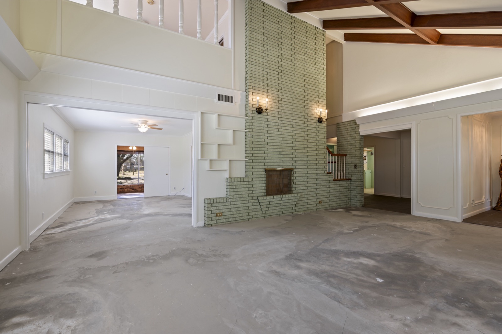 El Campo Mid-Century Home, Photo 8